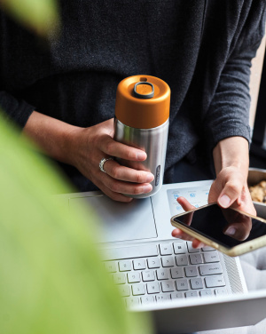 Logotrade liikelahjat kuva: Musta+Blum-eristetty matkamuki ruostumatonta terästä